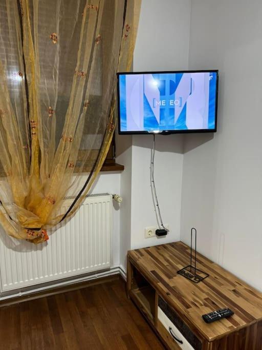 Iazi Apartament บราชอฟ ภายนอก รูปภาพ